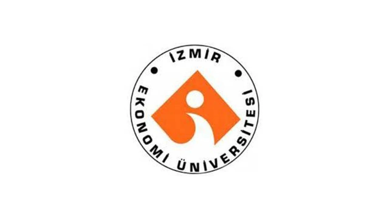 İzmir Ekonomi Üniversitesi